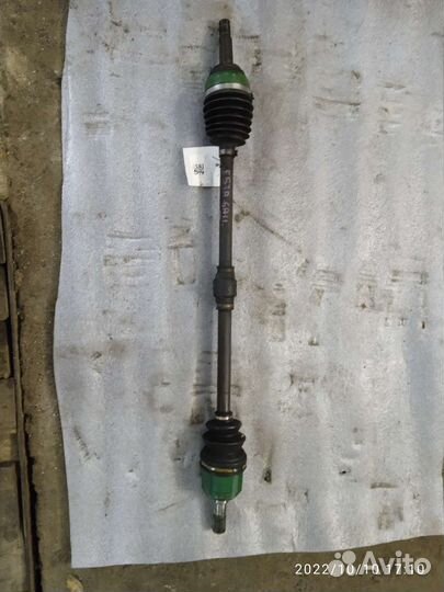 Привод передний Mitsubishi Galant E54A 6A12