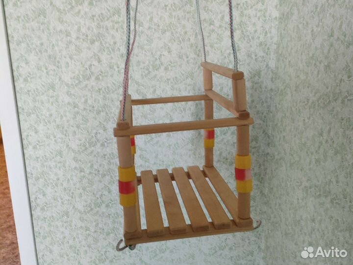 Детские качели деревянные