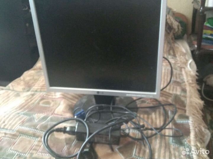 Монитор LG flatron