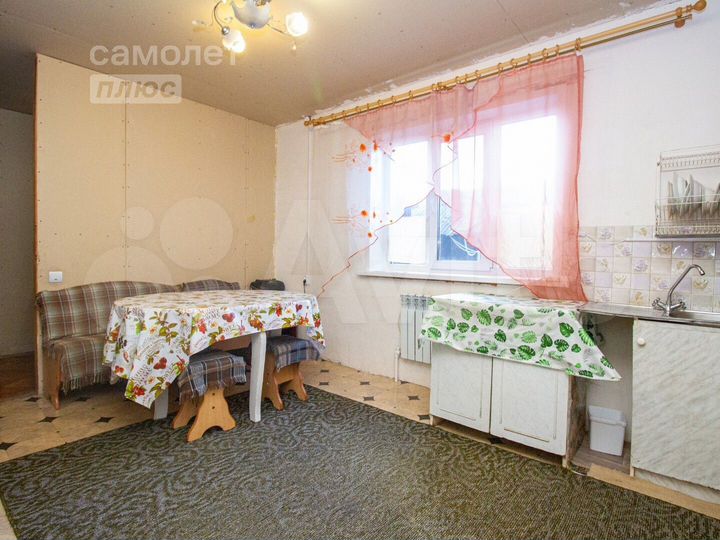 Дом 105 м² на участке 12,8 сот.