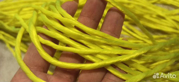 Хвост на шлем. Дреды на шлем. Мотоцикл