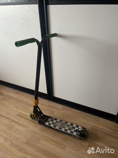 Трюковой самокат кастом стрит