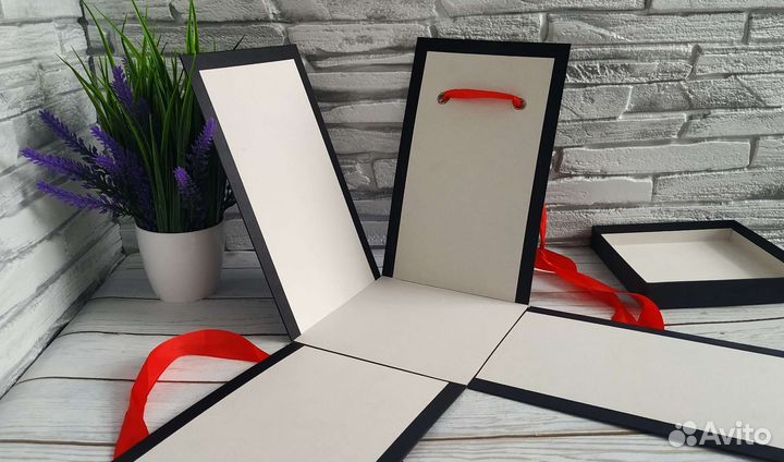 Коробка сюрприз подарочная