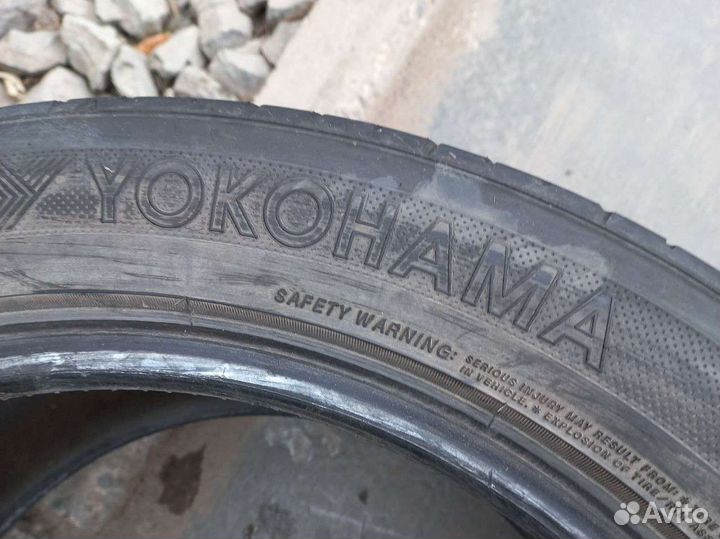 Yokohama AVS Sport V102 285/40 R18