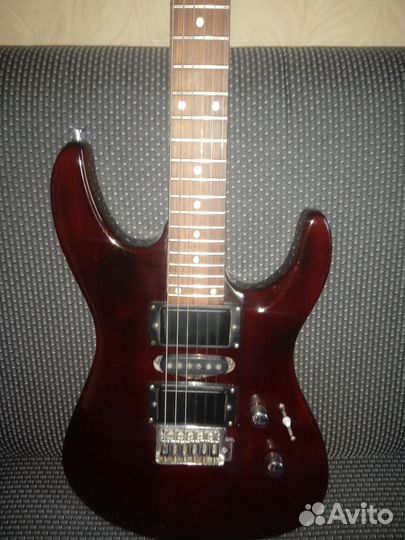 Электрогитара с комбоусилителем vox