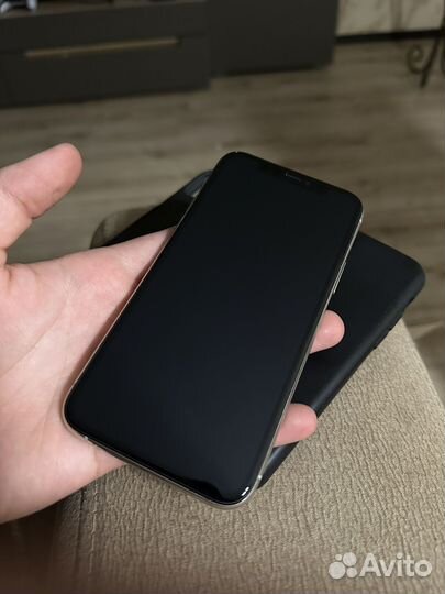 iPhone 11 Pro, 64 ГБ