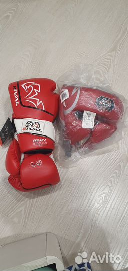 Перчатки и шлем Rival