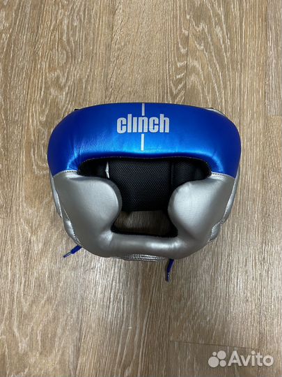 Боксерские перчатки, шлем, защита голени, ракушка