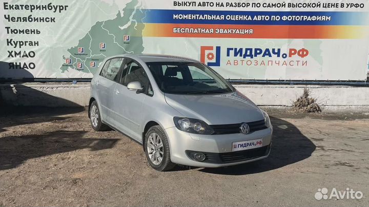 Обшивка стойки задней левой верхняя Volkswagen Golf Plus (Mk5) 5M0867287GY20