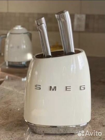 Набор ножей smeg