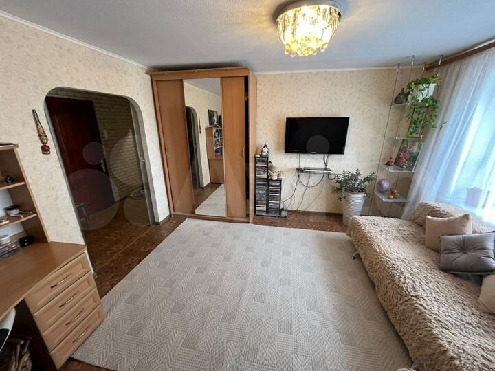 2-к. квартира, 54 м², 3/5 эт.