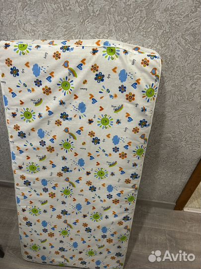 Кроватка для новорожденных