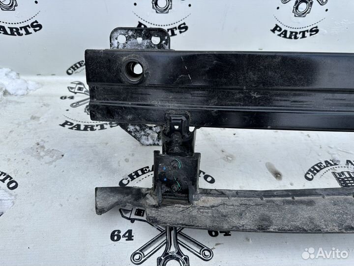 Железный усилитель бампера Hyundai Creta Дефект