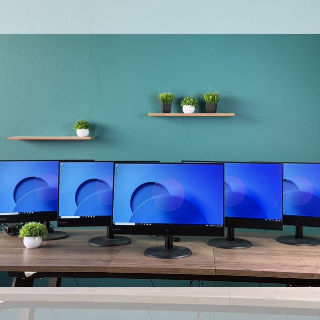 Моноблок Lenovo 24" корпоративные модели