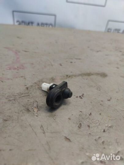 Концевик двери Kia Rio 3 1.4 2016