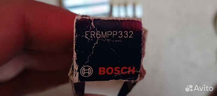 Свеча зажигания Bosch 0242240619