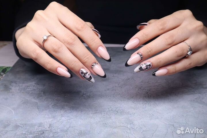 Моделирование наращивание ногтей