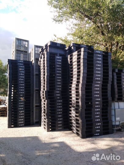 Пластиковые поддоны паллеты