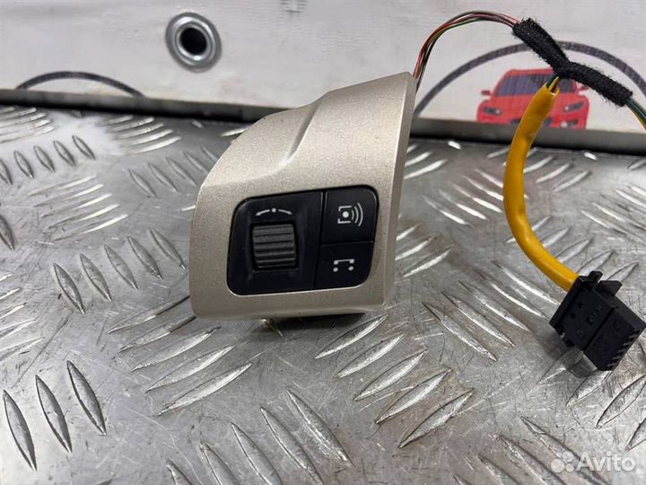 Кнопки в руль Opel Astra H