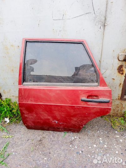 Дверь задняя левое от ваз 2109