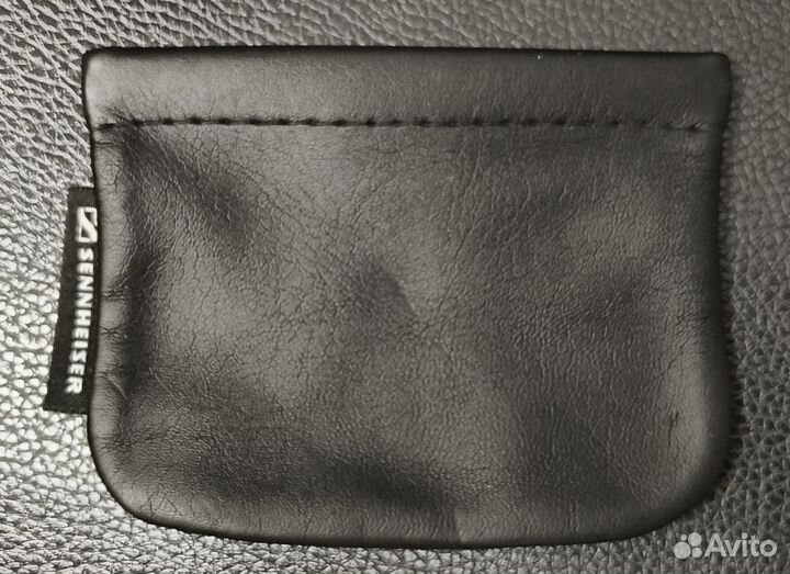 Чехол для наушников Sennheiser