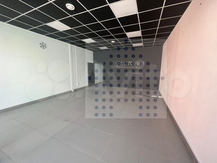 Коммерция 59 кв. м., трафик, ремонт