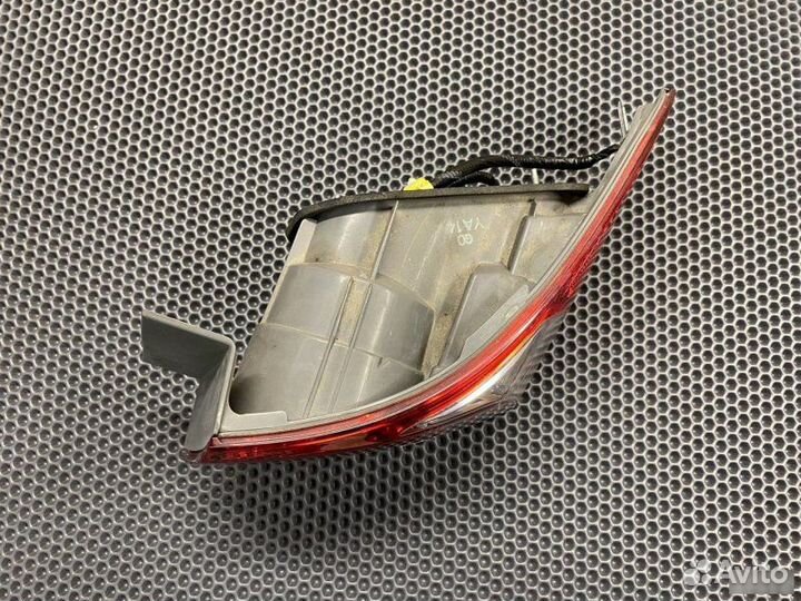 Фонарь задний правый Honda Accord 8