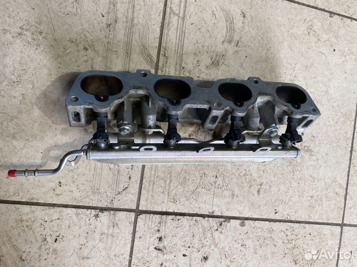 Рампа форсунок Nissan X-Trail