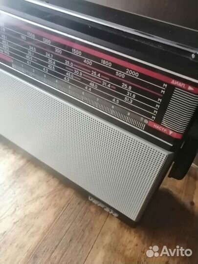 Радиоприемник СССР VEF 214