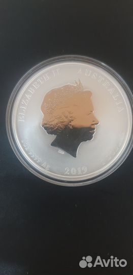 Серебряная монета луна год свиньи