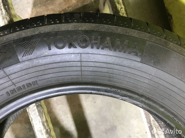 Yokohama BluEarth AE50 215/65 R17