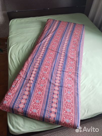 Кровать