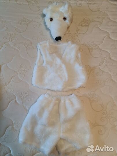 Костюм белого медведя