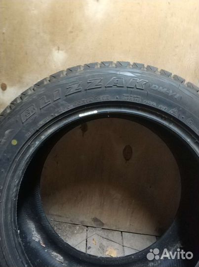 Bridgestone Blizzak DM-V1 155/55 R19 111