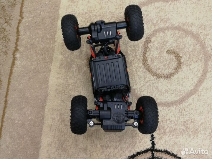 Машинка детская внедорожник на пульте управления