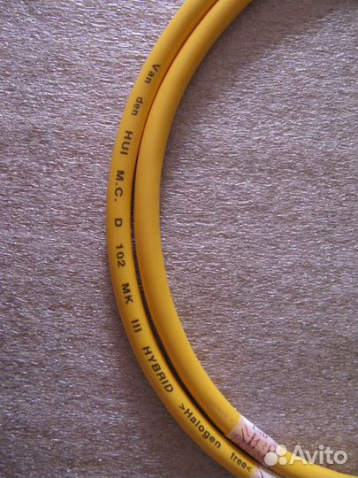 Межблочный кабель 2 RCA Van den Hul 0.5/1/1,5/2м