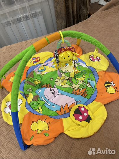 Развивающий коврик