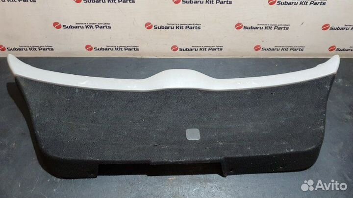 Обшивка крышки багажника Subaru Impreza Wrx GG