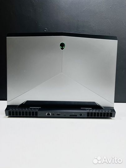 Dell Alienware 17''/intel i7/gtx1070