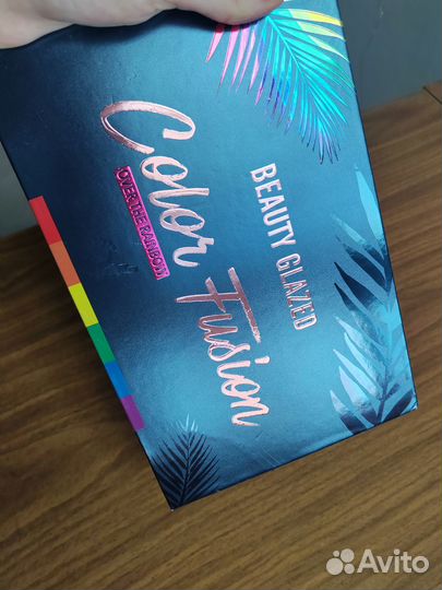 Продам палитру теней