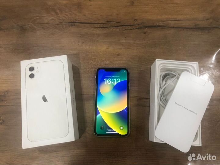 iPhone 11, 64 ГБ