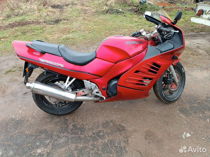 Suzuki RF 400 R