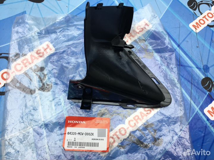 Угловая накладка левая Honda 64335-MCW-D00ZK