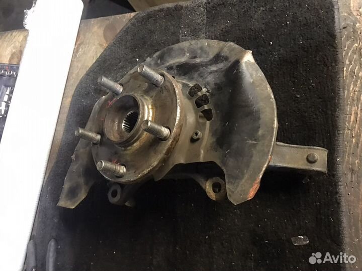 Кулак передний правый Тойота Камри V50