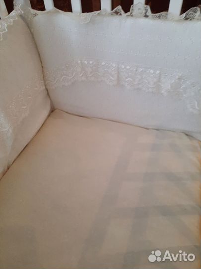 Кровать с балдахином, матрацем и бортиком