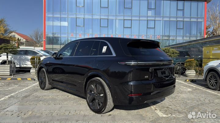 LiXiang L7 1.5 AT, 2024, 10 км