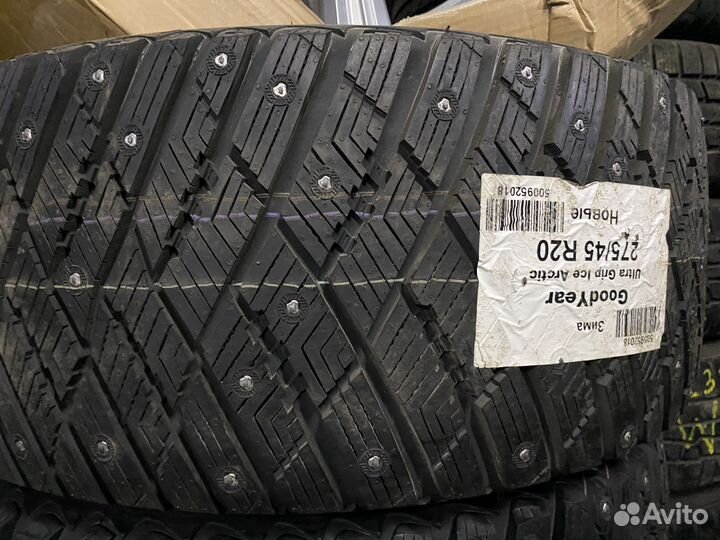 Goodyear Ultragrip Ice Arctic 275/45 R20 110T