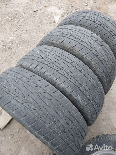 Continental ContiCrossContact LX2 215/60 R17 96H