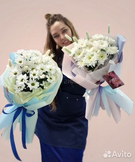 Букеты хризантем в авторском оформлении