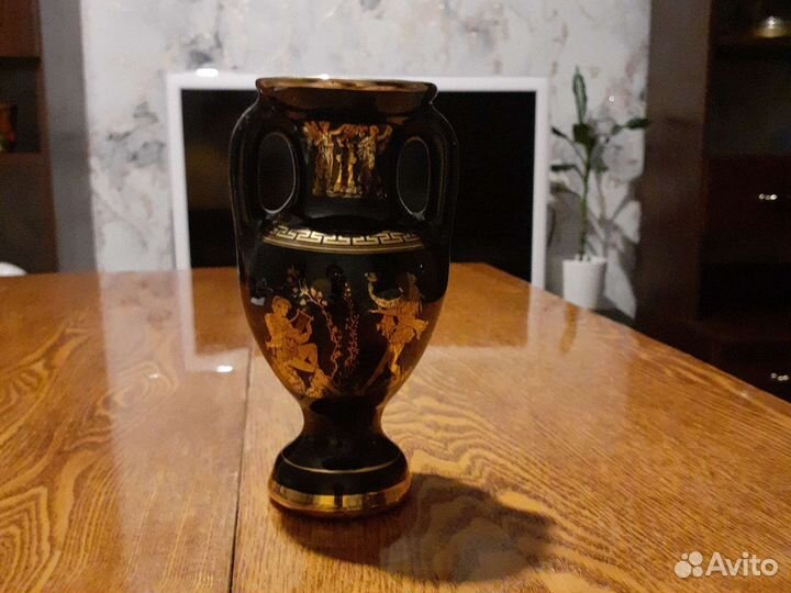 Ваза амфора из Греции